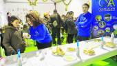 PROMOCIÓN. Algunos asistentes a la merienda saludable, organizada por el Centro de Interpretación.
