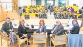 ENCUENTRO. Víctor Reyes, Teresa Vega, Antonia Olivares, Rafael Solana y María Eugenia Valdivielso.