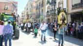 FESTIVIDAD. Devotos, tractores y carrozas acompañaron a San Isidro Labrador por las calles de la ciudad.