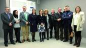 VISITA. Matina Álvarez, Ana Cobo, Teresa Vega y Pedro Manuel Castro, junto con los alcaldes de la Sierra de Cazorla. 