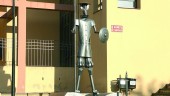 HOMENAJE. La figura de El Quijote elaborada por el Ayuntamiento con material reciclajo. 