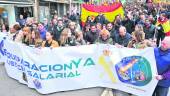 REIVINDICACIÓN. Cabecera de la manifestación convocada por Jusapol y que recorrió las calles de Jaén.