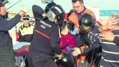 12 DE NOVIEMBRE DE 2009. Los Bomberos rescatan a María Dolores Castro del pozo en el que se había caído.