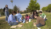 ACTIVIDAD. Miembros de la Asociación de “Scouts” Católicos de Jaén construyen un nuevo proyecto.
