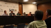 MESA REDONDA. Antonio Lopez, Juan Eugenio Ortega, Miguel Ángel Jaenes, Jesús Expósito y Sonia Bermúdez, ponentes del encuentro.