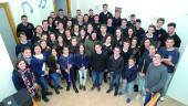 ARMONÍA. Integrantes de la Banda de Música “Maestro Miguel” de Villargordo, con la corresponsal 