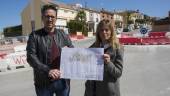 URBANISMO. Jerónimo García y María del Carmen García durante su visita a la intervención de Valdecanales.