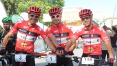 Manuel Beltrán, José Luis Carrasco y Jesús Montoro, corredores de Sport Bike.