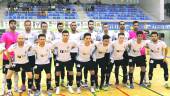 Once Inicial. Los futbolistas del Jaén Paraíso Interior FS antes de comenzar el partido en AÁguilas.