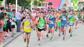 COMPETICIÓN. Los atletas de categoría masculina afrontan el recorrido.