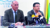 RESPUESTA. Los concejales populares Javier Tortosa y Antonio Delgado, en rueda de prensa.