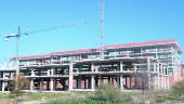 CONSTRUCCIÓN. Fotografía del residencial Jacaranda, cuya obra quedó paralizada hace varios años, por la crisis.