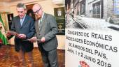 PRESENTACIÓN. Antonio Martín Mesa y Manuel Fernández analizan la información sobre el congreso.