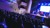 CULTURA. El teatro Ideal Cinema durante el musical “Dalai”, homenaje al grupo pop de los 80, Mecano.