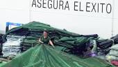 TRABAJO. Una empleada, en la instalaciones que abrió Cotexa, el pasado año, en el Llano de Mazuelos.