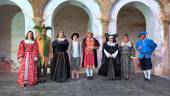 ACTORES. Componentes del grupo teatral Vientos del Tiempo, en el Palacio de Viana de Garcíez.