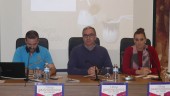 ACTIVIDAD. José Carlos Álvarez, Luis Mariano Camacho y Nieves Rusillo en la presentación de la ruta.