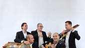 FORMACIÓN. Vientos del Sur son José María Mesbailer, Antonio J. Martínez y Sergio García Morillas —de pie—, Jesús Paulano y Sebastián Barajas. 