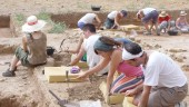 ARQUEOLOGÍA. Jóvenes andaluces participan en la excavación de un yacimiento arqueológico.