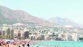 PLAYA. Turistas en Fuengirola (Málaga), en una imagen de archivo.