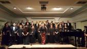 MÚSICA SACRA. El Grupo Polifónico de La Económica posa junto a su directora, Josefa María Gámez.