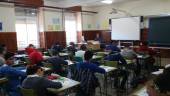 Alumnado en un aula del instituto Virgen del Carmen.