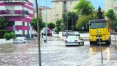 inundaciones. Una tromba de agua anega las calles del casco urbano linarense, en una imagen de archivo. 