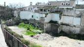 2002. El solar que ocupaba el antiguo palacio de los Uribe, tras su demolición y antes de que se realizaran trabajos arqueológicos. 