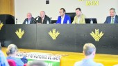 CULTIVO ALTERNATIVO. Nicolás Vico, Juan Balbín, Julián Navarro, Pedro Bruno y José Márquez, durante la inauguración de las jornadas.