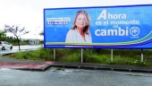 POLÉMICA. Valla publicitaria del Partido Popular, ubicada en el Cinturón Sur, donde se hace propaganda electoral de la formación fuera del periodo de campaña.