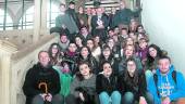 ESTUDIANTES. Olivares, Marín y Buonsante junto a alumnado y profesorado de la Casa de las Torres y del Liceo Artístico Luigi Russo.