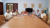 COLECTIVO. Reunión de los alcaldes con la subdelegada del Gobierno, Catalina Madueño.