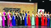 BELLEZA. Foto de familia de las finalistas del Certamen de belleza “Miss Grand Jaén 2017 “, durante la semifinal realizada en Torreperogil.