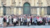 EXPERIENCIA. Foto de familia en la Catedral.