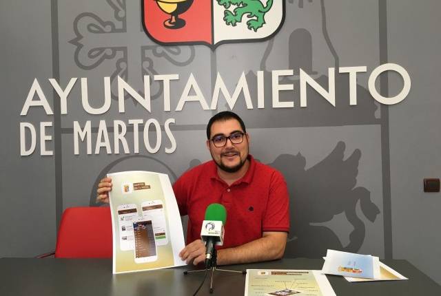 TECNOLOGÍA. <i> Fran Miranda, concejal de Presidencia y Nuevas Tecnologías, en la presentación de la app.</i>