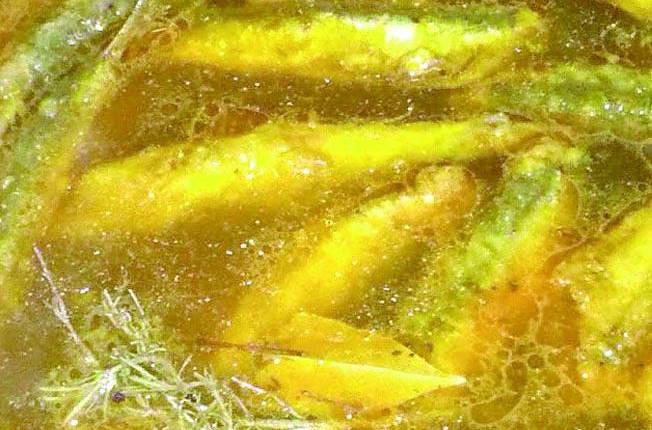 Boquerones en escabeche