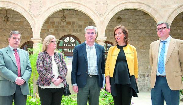 Fernández de Moya destaca su “apuesta firme” por la A32