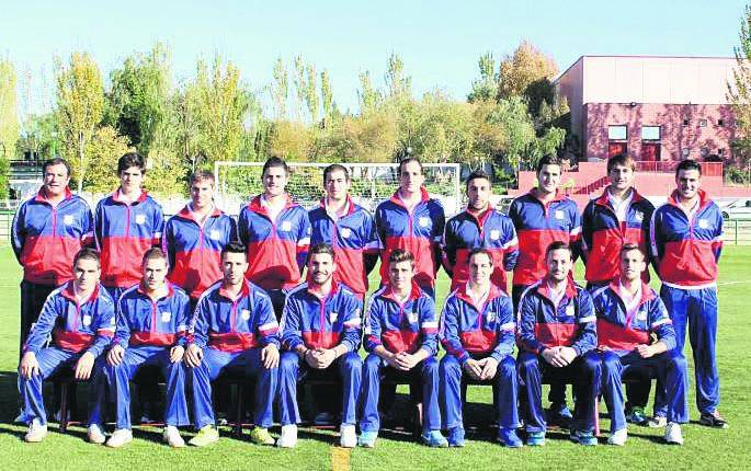 <span style=text-transform:uppercase>equipo</span><i>. Plantilla del Club Deportivo Santisteban del Puerto de la temporada 2015/2016.</i>