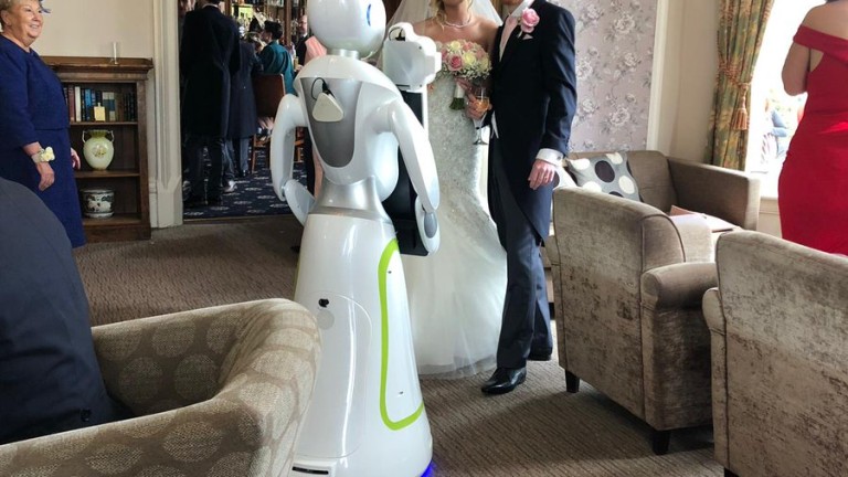 Un robot, nuevo fótografo de bodas