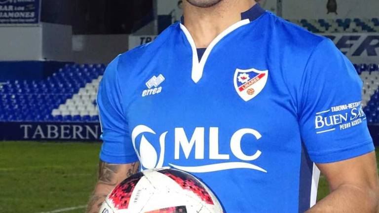 Chendo y Rosales se convierten en ejes del Linares Deportivo