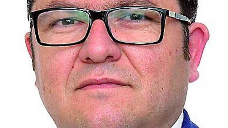 La tensión política en Begíjar estalla en moción de censura