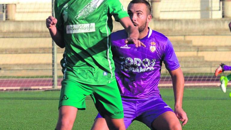 El Real Jaén CF recupera a su centrocampista Cervera