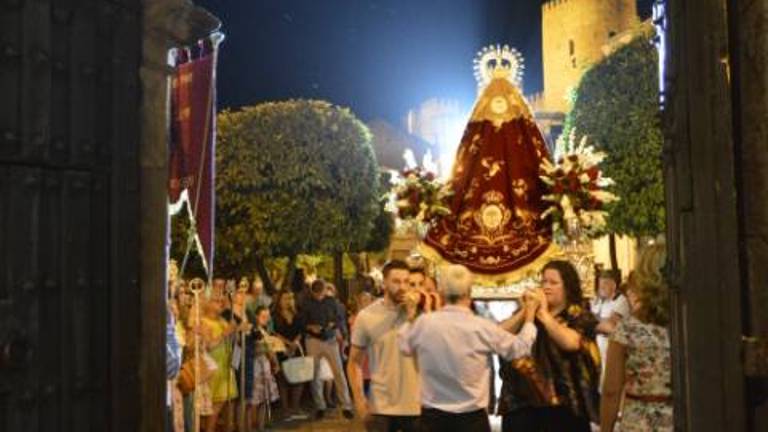 Baños venera hoy a su patrona