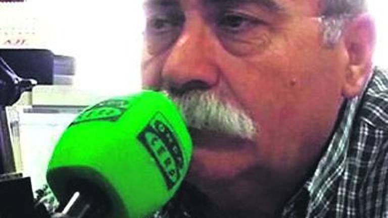 Lorenzo Risueño: Se sitúa al frente de la actualidad en Onda Cero Linares