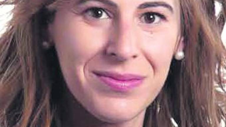 Renuncia de Dolores Fuentes