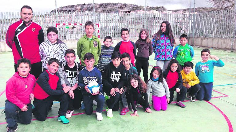 Actividades para dinamizar la pista polideportiva de La Tejuela