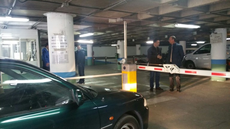 Instalación de nuevos equipos de gestión en el aparcamiento de La Victoria