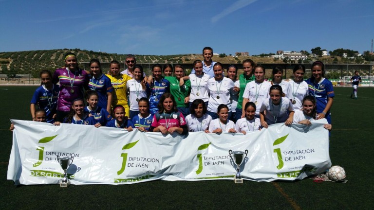 El Atlético Jiennense y la Peña Deportiva conquistan el título femenino y benjamín