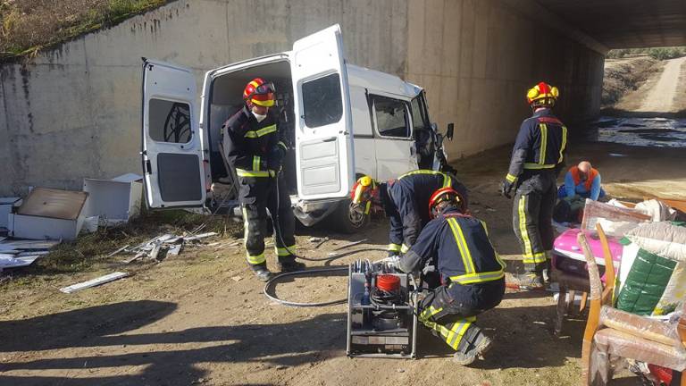 Aparatoso accidente en la A-44
