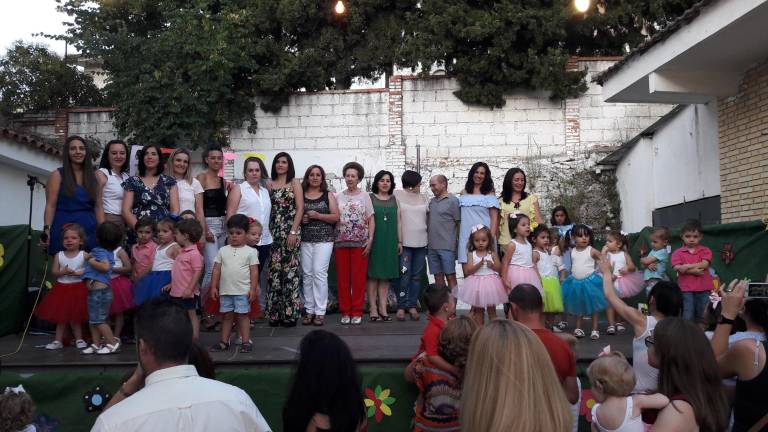 Fiesta de fin de curso “Los Colorines”